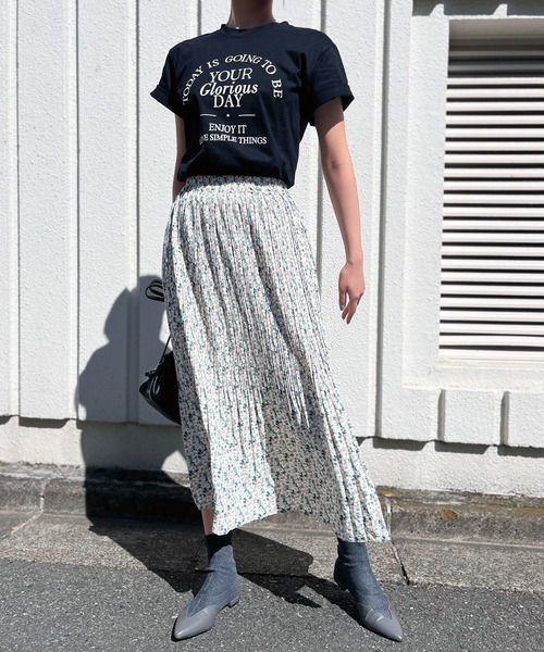 Jewelobe（ジュエローブ）の「フォントプリントモノトーンTシャツ（Tシャツ/カットソー・レディース・ホワイト/ブラック・FREE）」の12枚目の写真