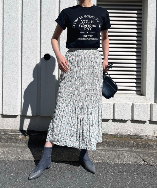 Jewelobe（ジュエローブ）の「フォントプリントモノトーンTシャツ（Tシャツ/カットソー・レディース・ホワイト/ブラック・FREE）」の13枚目の写真