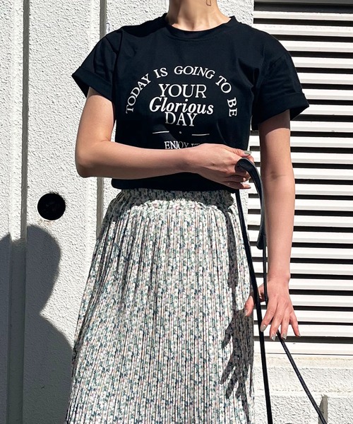 Jewelobe（ジュエローブ）の「フォントプリントモノトーンTシャツ（Tシャツ/カットソー・レディース・ホワイト/ブラック・FREE）」の5枚目の写真