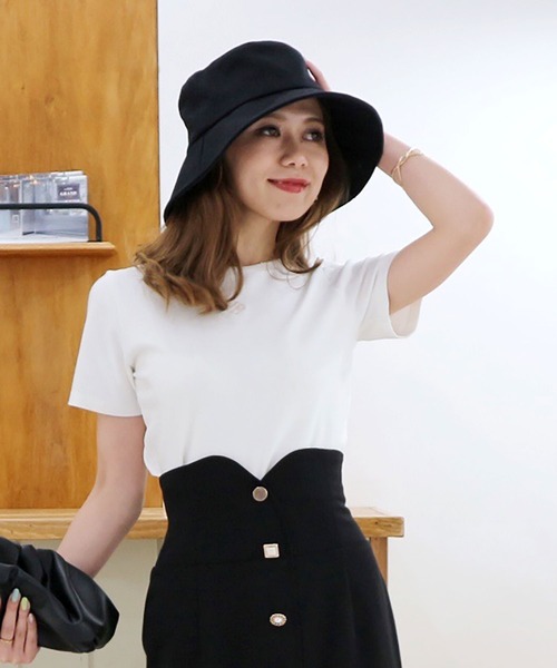 ROYAL PARTY（ロイヤルパーティー）の「エンブレム刺繍Tシャツ（Tシャツ/カットソー・レディース・ベージュ/ブラック/イエロー/オフホワイト・FREE）」の7枚目の写真