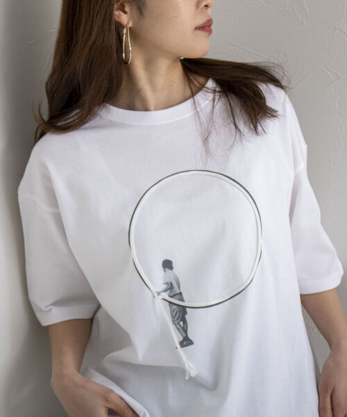 GLOSTER（グロスター）の「【RICHARD VERGEZ/リチャード・ヴェルゲス】コラージュアートフリンジTシャツ（Tシャツ/カットソー・メンズ・ホワイト系その他/ホワイト系その他2・MEDIUM/LARGE）」の20枚目の写真