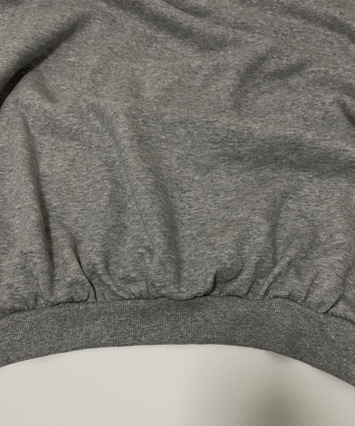 YACA(ヤーカ)の「Balloon Sleeve Pullover/バルーンスリーブプルオーバー【unisex item】(スウェット・レディース・ブラック/グレー・FREE)」の13枚目の写真