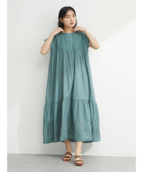 ESCAR（エスカー）の「・ESCAR アイレットティアードワンピース（ワンピース・レディース・ブラック/グリーン・FREE）」の22枚目の写真