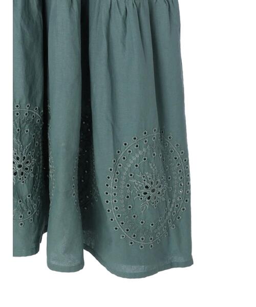 ESCAR（エスカー）の「・ESCAR アイレットティアードワンピース（ワンピース・レディース・ブラック/グリーン・FREE）」の17枚目の写真