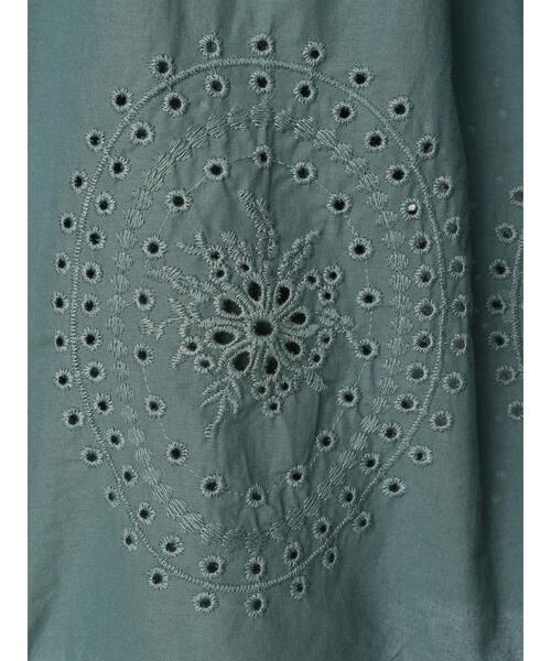 ESCAR（エスカー）の「・ESCAR アイレットティアードワンピース（ワンピース・レディース・ブラック/グリーン・FREE）」の11枚目の写真