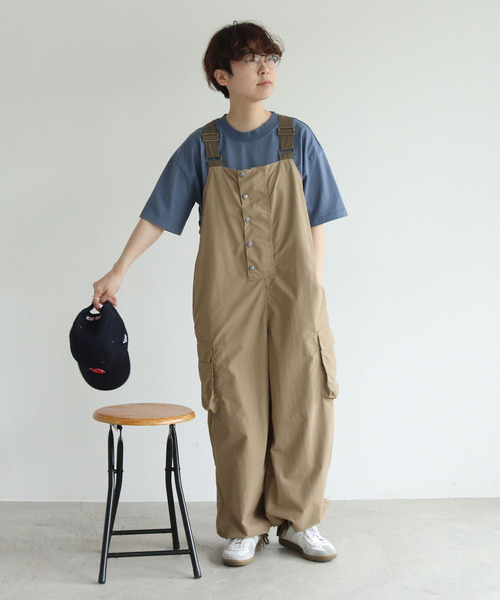 PAR ICI（パーリッシィ）の「【WEB別注】リサイクルナイロンタッサー アーミーオーバーオール（サロペット/オーバーオール・レディース・ネイビー/ベージュ・FREE）」の8枚目の写真