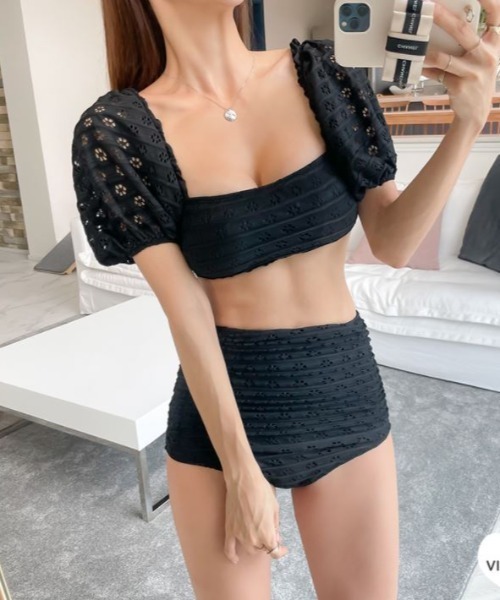 by muni:r（バイ ムニール）の「パンチングレースハイビキニ（水着・レディース・アイボリー/ブラック・FREE）」の13枚目の写真