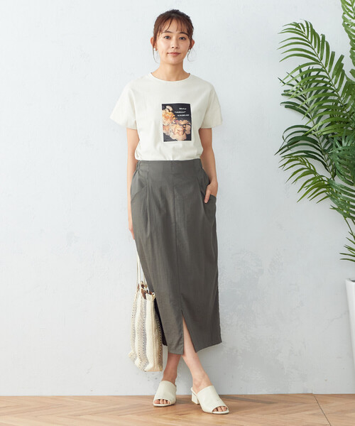 COMME CA ISM(コムサイズム)の「前スリット入り タイトスカート(スカート・レディース・ホワイト/ブラック/カーキ・SMALL/MEDIUM/LARGE)」の8枚目の写真