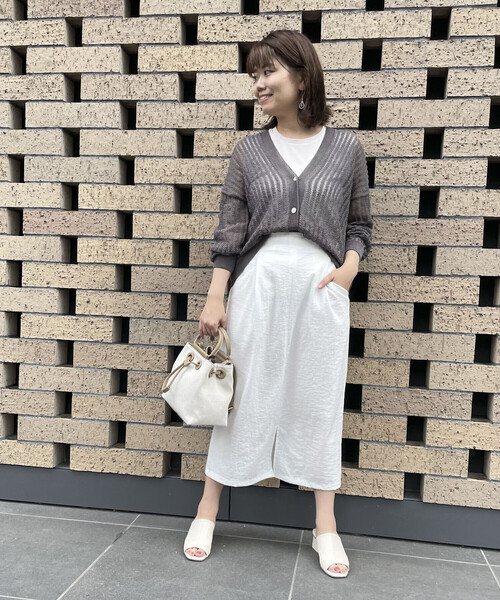 COMME CA ISM(コムサイズム)の「前スリット入り タイトスカート(スカート・レディース・ホワイト/ブラック/カーキ・SMALL/MEDIUM/LARGE)」の21枚目の写真