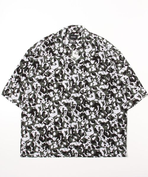 BEAMS（ビームス）の「BEAMS / アニマルプリント オープンカラー シャツ（シャツ/ブラウス・メンズ・ダークグリーン/ベージュ・SMALL/MEDIUM/LARGE/X-LARGE）」の6枚目の写真