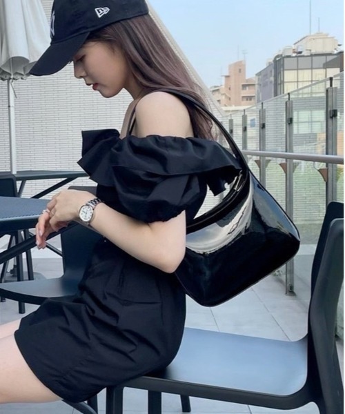 Heather（ヘザー）の「アソートムーンBAG　298845（ショルダーバッグ・レディース・ブラック/アイボリー/ゴールド・ONE SIZE）」の2枚目の写真