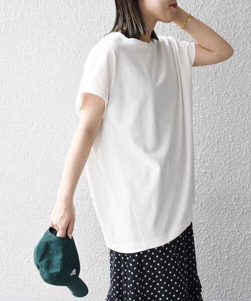 SHIPS Days（シップスデイズ）の「SHIPS Days:クルーネックチュニック（Tシャツ/カットソー・レディース・オフホワイト/ブラウン系その他/ブラック・ONE SIZE）」の2枚目の写真