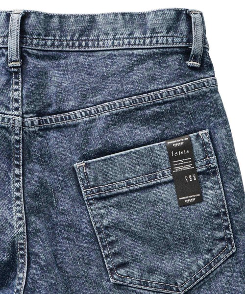 SHAREEF（シャリーフ）の「CHEMICAL WASH DENIM FLARED PANTS（デニムパンツ・メンズ・ブラック系その他/ケミカルウォッシュ・1/2/3）」の4枚目の写真