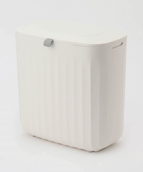 212 KITCHEN STORE（トゥワントゥキッチンストア）の「bcl フリップダストボックス 7L ホワイト（ダストボックス・レディース・その他・00）」の2枚目の写真