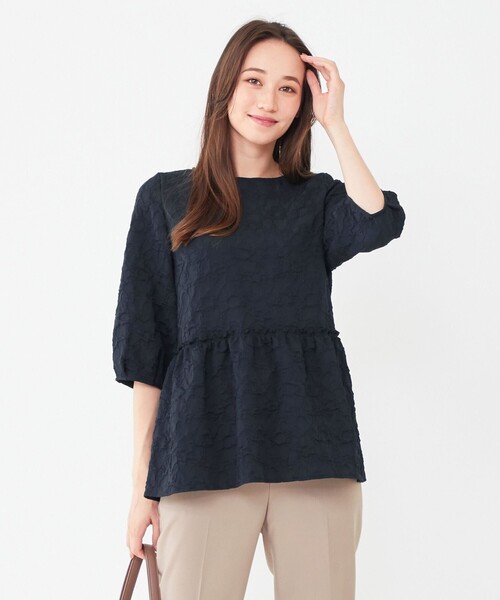 ANY SIS(エニィスィス)の「【洗える】フラワーフクレジャガード ブラウス(シャツ/ブラウス・レディース・ネイビー系/アイボリー系4/ピンク系4・2)」の3枚目の写真
