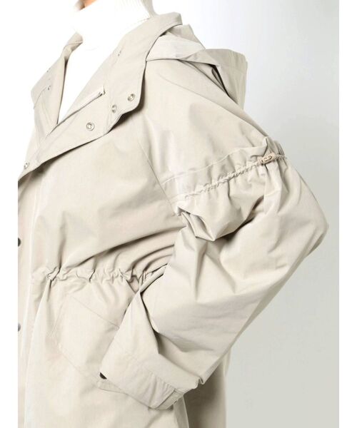 EMODA（エモダ）の「ボリュームスリーブオーバーコート（モッズコート・レディース・ブラック/ベージュ・FREE）」の22枚目の写真