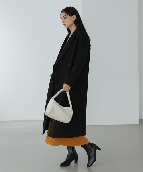 LAKOLE(ラコレ)の「スクエアトゥヒールブーツ / 162224(ブーツ・レディース・ブラック/ダークブラウン/アイボリー・MEDIUM/LARGE)」の4枚目の写真