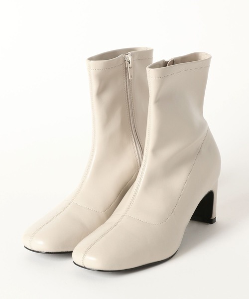 LAKOLE(ラコレ)の「スクエアトゥヒールブーツ / 162224(ブーツ・レディース・ブラック/ダークブラウン/アイボリー・MEDIUM/LARGE)」の19枚目の写真