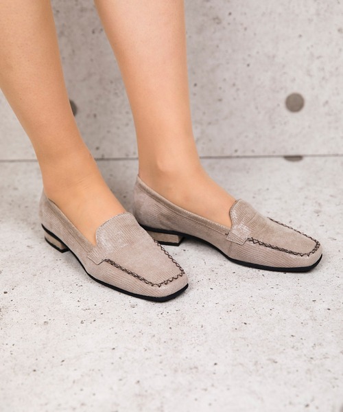 blanc/bleu(ブランブルー)の「【日本製/本革】モカシンシューズ(モカシン/デッキシューズ・レディース・グレイッシュベージュ/ブラック/ブラック系その他/ベージュ系その他・23.5cm/24.0cm/23.0cm/22.5cm/22.0cm/24.5cm)」の14枚目の写真