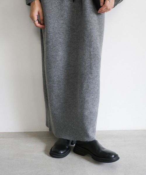 select MOCA(セレクトモカ)の「フェイクレザースライドシューズ(スリッポン・レディース・ブラック/ブラウン・SMALL/MEDIUM/LARGE/X-LARGE)」の11枚目の写真