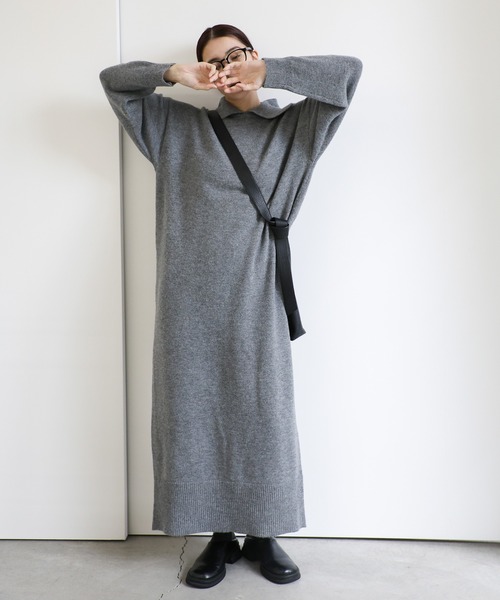 select MOCA(セレクトモカ)の「フェイクレザースライドシューズ(スリッポン・レディース・ブラック/ブラウン・SMALL/MEDIUM/LARGE/X-LARGE)」の16枚目の写真