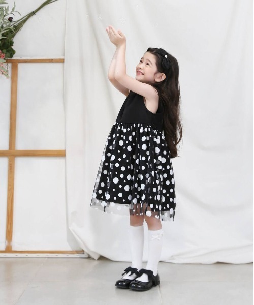 Rora（ローラ）の「ロリー 黒リボン シューズ（パンプス・キッズ・ブラック・22cm/16cm/17cm/18cm/19cm/20cm/21cm）」の11枚目の写真