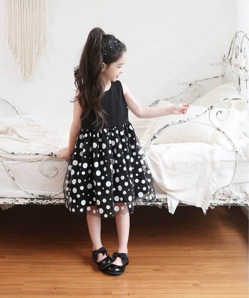 Rora（ローラ）の「ロリー 黒リボン シューズ（パンプス・キッズ・ブラック・22cm/16cm/17cm/18cm/19cm/20cm/21cm）」の5枚目の写真