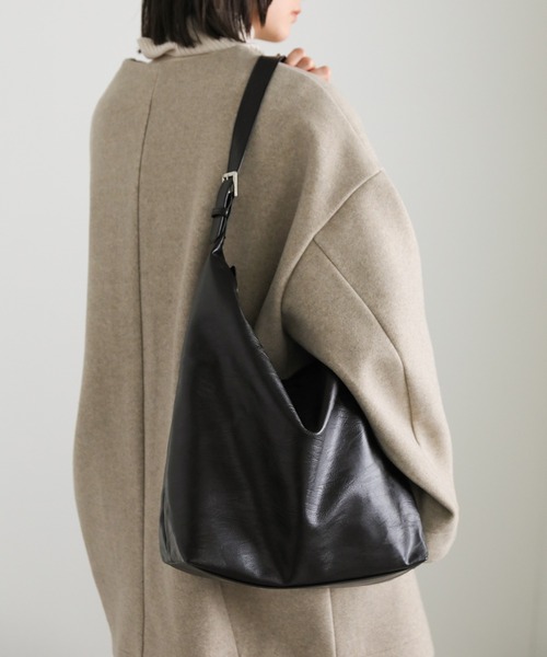 select MOCA（セレクトモカ）の「【ZOZO限定】ワンハンドルベルトショルダーバッグ（ショルダーバッグ・レディース・アイボリー/ブラウン/ブラック・FREE）」の5枚目の写真