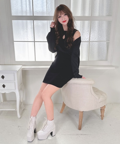 Diable baiser(ディアブルベーゼ)の「2wayカシュクールブラウスドッキングタイトニットワンピース(ワンピース・レディース・ブラック/ブルー/ベージュ・MEDIUM/LARGE/X-LARGE)」の17枚目の写真