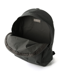 マーガレットハウエル× PORTER　バックパック PORTERとマーガレット・ハウエルのコラボレーションによる新作