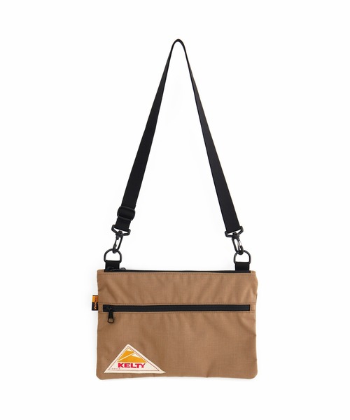 KELTY(ケルティ)の「旅先やおでかけで活躍【KELTY】ナイロンサコッシュ/ VINTAGE FLAT POUCH SM(ショルダーバッグ・レディース・ブラウン系その他/モカ/タン/セージグリーン/ダークグレー/オリーブ/ネイビー/ブラック/マスタード・FREE)」の5枚目の写真