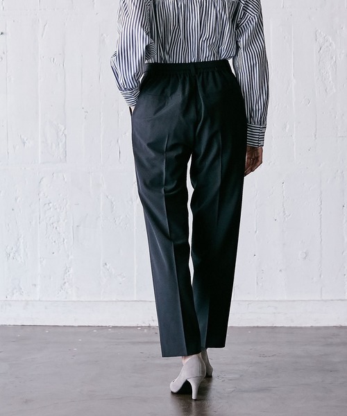 Days(デイズ)の「【Oeillet】ベルト付きタックプレステーパードパンツ(ウイエ)【セットアップ対応】(その他パンツ・レディース・ブラック/モカ/ベージュ/ネイビー・LL/M/L)」の15枚目の写真