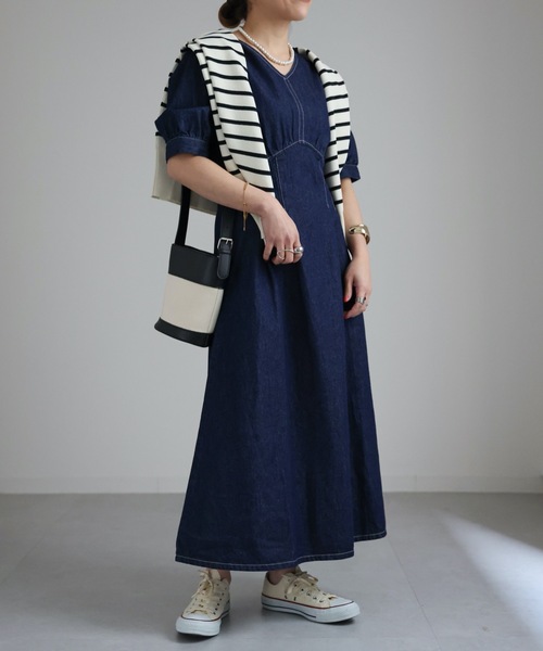 ap retro（アプレトロ）の「ウエストタックデニムワンピース（ワンピース・レディース・インディゴブルー/ブラック/ブラック系その他/ブルー/ライトブルー・FREE）」の18枚目の写真