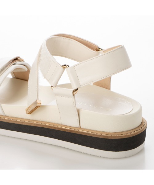 carino（カリーノ）の「厚底スポーティーサンダル（サンダル・レディース・ベージュ/シルバー/アイボリー/ブラック・S/M/L/LL）」の10枚目の写真