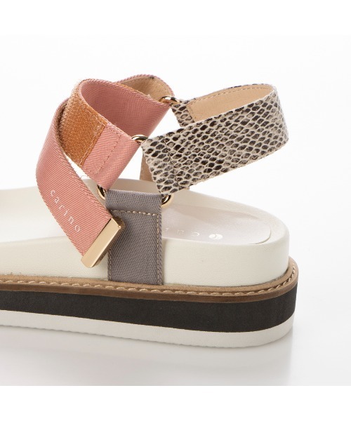 carino（カリーノ）の「厚底スポーティーサンダル（サンダル・レディース・ベージュ/シルバー/アイボリー/ブラック・S/M/L/LL）」の16枚目の写真
