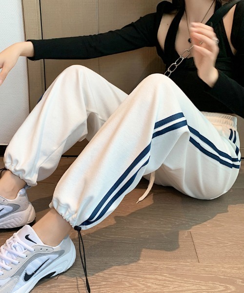 dream in the cradle（ドリームインザクレイドル）の「リラク・ジョグパンツ（スウェットパンツ・レディース・ブラック/ホワイト/グレー・FREE）」の4枚目の写真