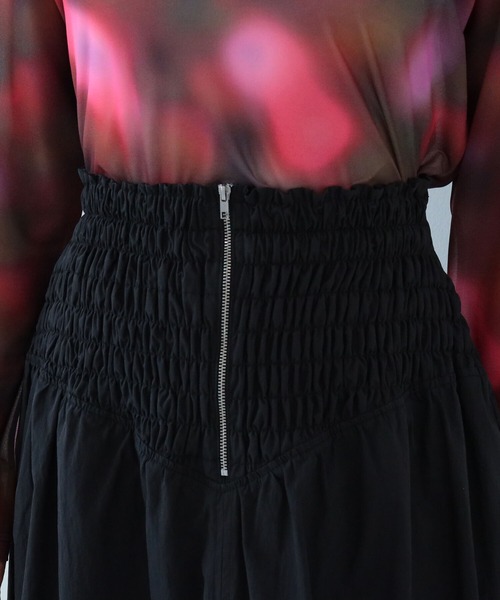 Ray BEAMS（レイビームス）の「Ray BEAMS / シャーリング バルーン スカート（スカート・レディース・オフホワイト/ブラック・0/1）」の4枚目の写真