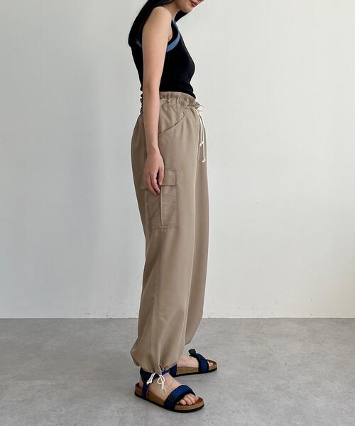CITEN（シテン）の「＜CITEN＞ウエストイージー カーゴパンツ（カーゴパンツ・レディース・ベージュ/ブラック・S/M）」の17枚目の写真