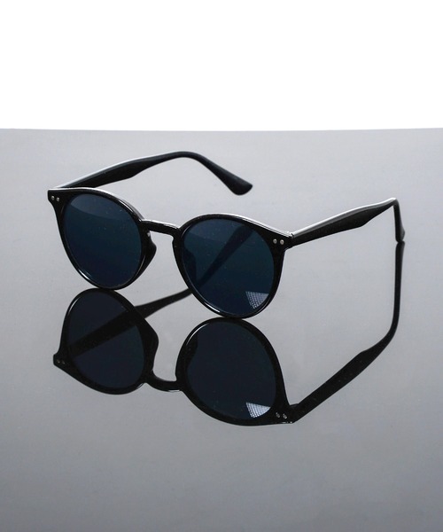 Revo.（レボ）の「＜URBAN＞BOSTON COLOR LENS SUNGLASSES / 'アーバン' ボストン サングラス カラーレンズ クリアフレーム UVカット（サングラス・レディース・ライトブルー/クリア/ライトグレー/ブラック系その他/ライトブラウン/ライトグリーン/クリアブラウン/ブラック/ブラウン・FREE）」の3枚目の写真