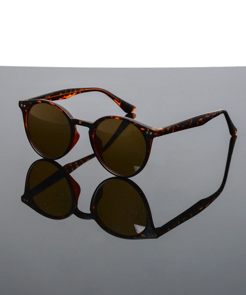 Revo.（レボ）の「＜URBAN＞BOSTON COLOR LENS SUNGLASSES / 'アーバン' ボストン サングラス カラーレンズ クリアフレーム UVカット（サングラス・レディース・ライトブルー/クリア/ライトグレー/ブラック系その他/ライトブラウン/ライトグリーン/クリアブラウン/ブラック/ブラウン・FREE）」の5枚目の写真