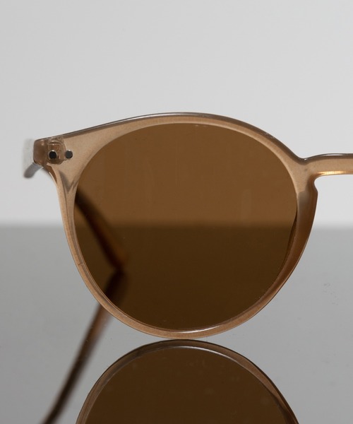 Revo.（レボ）の「＜URBAN＞BOSTON COLOR LENS SUNGLASSES / 'アーバン' ボストン サングラス カラーレンズ クリアフレーム UVカット（サングラス・レディース・ライトブルー/クリア/ライトグレー/ブラック系その他/ライトブラウン/ライトグリーン/クリアブラウン/ブラック/ブラウン・FREE）」の13枚目の写真