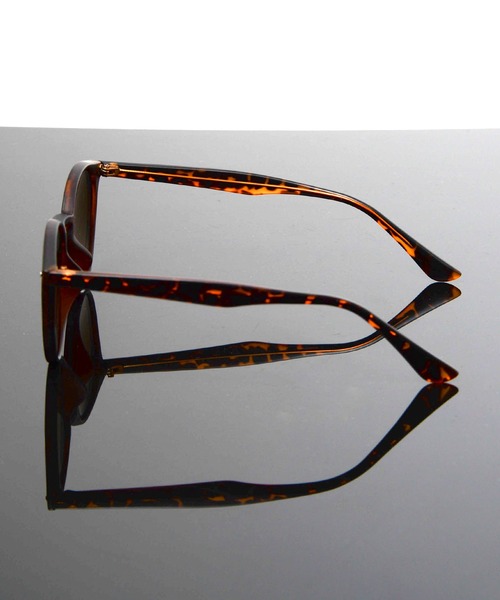 Revo.（レボ）の「＜URBAN＞BOSTON COLOR LENS SUNGLASSES / 'アーバン' ボストン サングラス カラーレンズ クリアフレーム UVカット（サングラス・レディース・ライトブルー/クリア/ライトグレー/ブラック系その他/ライトブラウン/ライトグリーン/クリアブラウン/ブラック/ブラウン・FREE）」の19枚目の写真