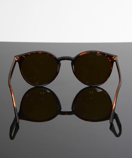 Revo.（レボ）の「＜URBAN＞BOSTON COLOR LENS SUNGLASSES / 'アーバン' ボストン サングラス カラーレンズ クリアフレーム UVカット（サングラス・レディース・ライトブルー/クリア/ライトグレー/ブラック系その他/ライトブラウン/ライトグリーン/クリアブラウン/ブラック/ブラウン・FREE）」の20枚目の写真