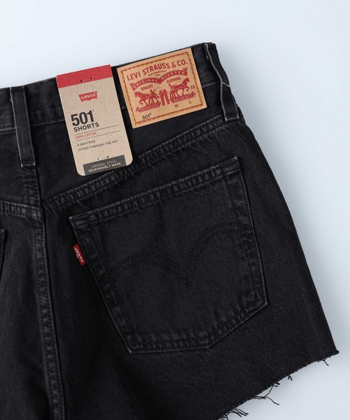 Levi's（リーバイス）の「【Levi's】５０１デニムショートパンツ（その他パンツ・レディース・ブラック・24inch/26inch/27inch/25inch）」の4枚目の写真
