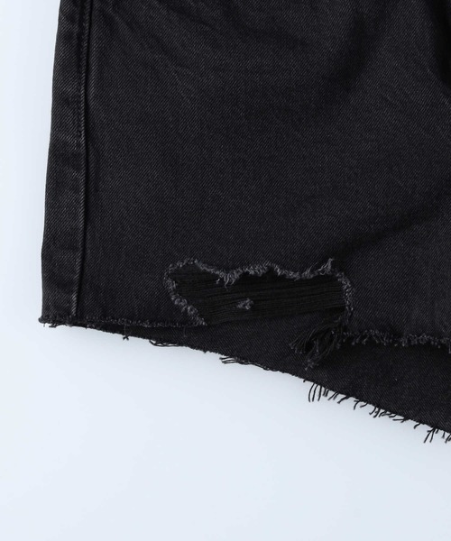 Levi's（リーバイス）の「【Levi's】５０１デニムショートパンツ（その他パンツ・レディース・ブラック・24inch/26inch/27inch/25inch）」の6枚目の写真