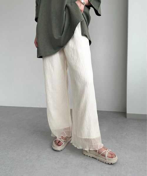 apres jour mignon（アプレジュールミニョン）の「クリンクルイージーパンツ【ZOZOTOWN限定アイテム】（その他パンツ・レディース・ブラウン系その他/ブルー/アイボリー/ブラック・SMALL/MEDIUM/X-LARGE）」の2枚目の写真