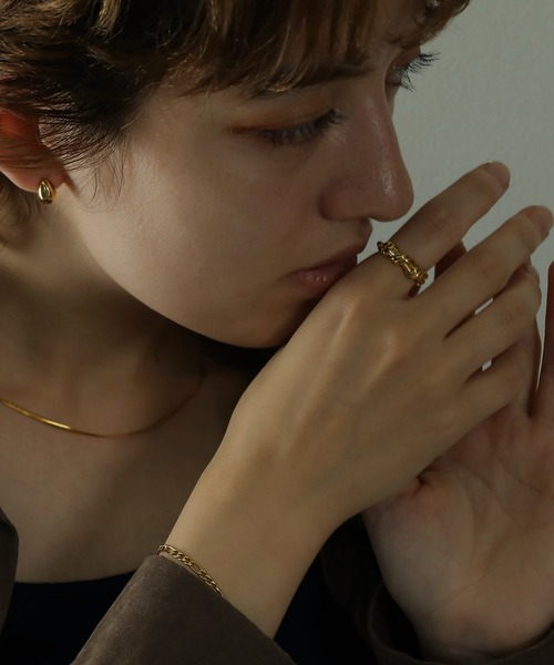 ORLEAN(オルレアン)の「【ORLEAN】ニュアンスツイストデザインリング 11号(リング・レディース・シルバー/ゴールド・11号)」の6枚目の写真
