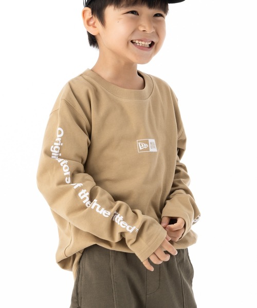 NEW ERA（ニューエラ）の「ニューエラキッズ 長袖Tシャツ 袖ロゴ ONSPOTZ別注（Tシャツ/カットソー・キッズ・ホワイト/ブラック/ベージュ/ストーン/ブラウン/ダークグレー/ブルー/ネイビー・130/160/150/140）」の6枚目の写真