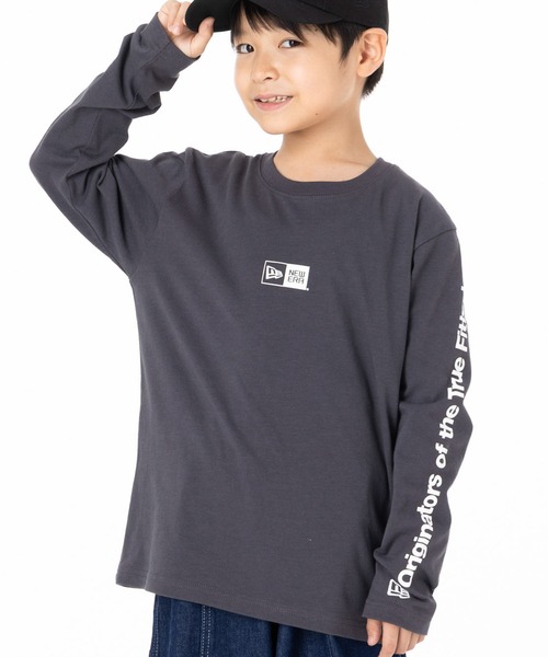 NEW ERA（ニューエラ）の「ニューエラキッズ 長袖Tシャツ 袖ロゴ ONSPOTZ別注（Tシャツ/カットソー・キッズ・ホワイト/ブラック/ベージュ/ストーン/ブラウン/ダークグレー/ブルー/ネイビー・130/160/150/140）」の4枚目の写真