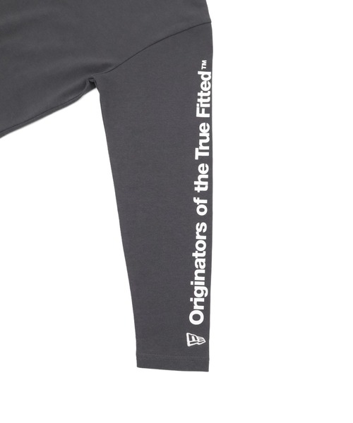 NEW ERA（ニューエラ）の「ニューエラキッズ 長袖Tシャツ 袖ロゴ ONSPOTZ別注（Tシャツ/カットソー・キッズ・ホワイト/ブラック/ベージュ/ストーン/ブラウン/ダークグレー/ブルー/ネイビー・130/160/150/140）」の19枚目の写真